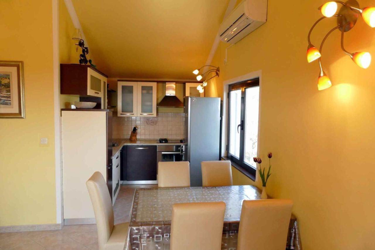 Apartments In Rab - Insel Rab 39950 Mundanije المظهر الخارجي الصورة
